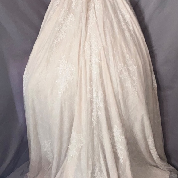 NEW PRONOVIAS PRIVEE WEDDING DRESS NEVER WORN - Picture 5 of 8